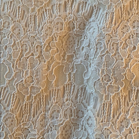 Lace mini dress - Picture 4 of 4